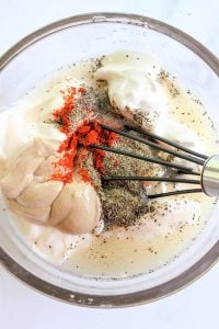 Best Grilled Chicken Recipe (Dry Rub Grilled Chicken With White Barbecue Sauce)