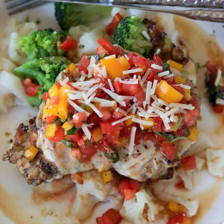 Bruschetta Chicken Skillet Recipe (Keto Low Carb) Seeking Good Eats