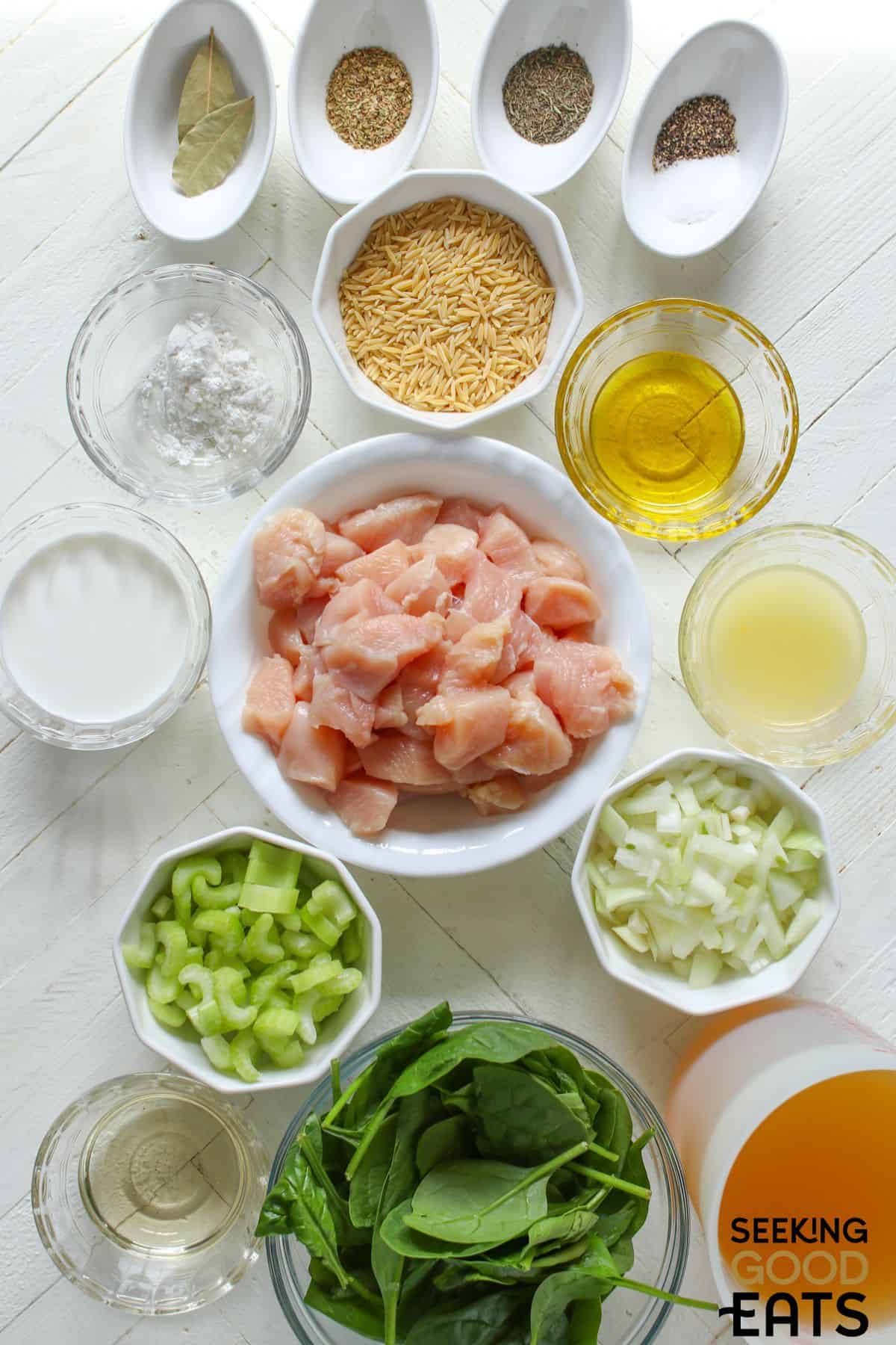 Image of ingredients needed to make Greek lemon chicken soup.